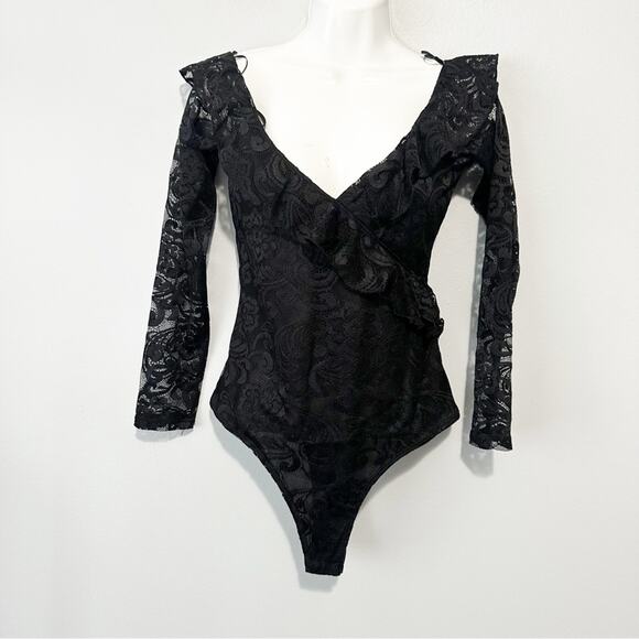 Guess Black lace Fitted Asymmetrical Bodysuit long sleeve size small NWT new Y2k - Picture 1 of 9